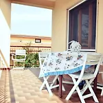 A Due Passi Dal Centro Elena1 Apartment *