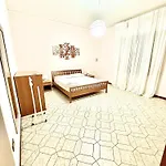 Apartment A Due Passi Dal Centro Elena1