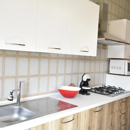 Casa Elena 1 * Пула